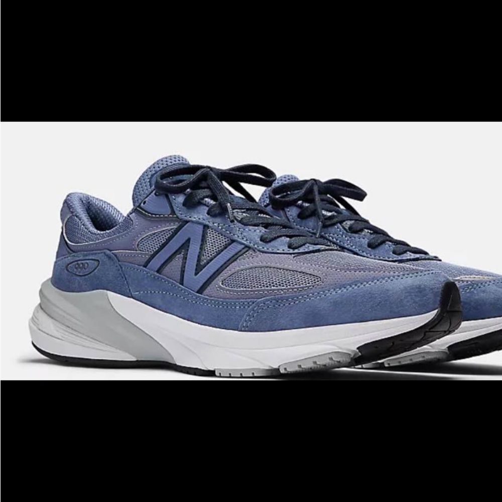 New Balance Men's Navy and Gray Sneakers